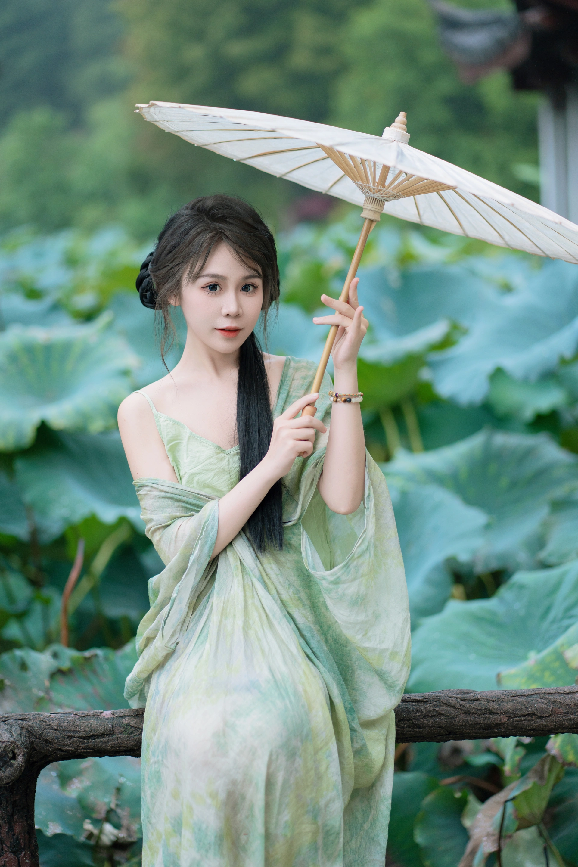 [YITUYU艺图语]2024.12.14 阴雨荷花 泡芙小方 2