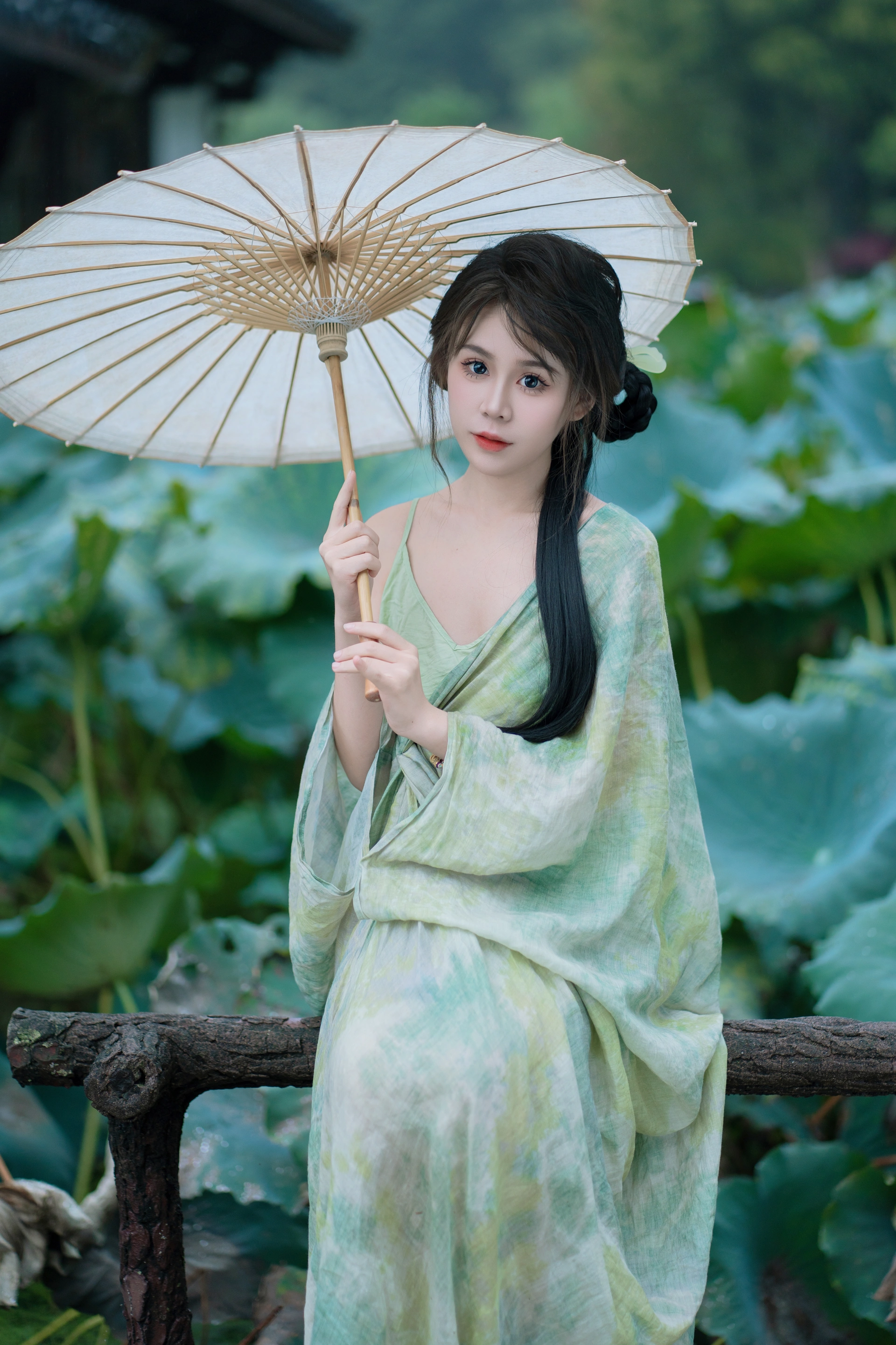 [YITUYU艺图语]2024.12.14 阴雨荷花 泡芙小方 3